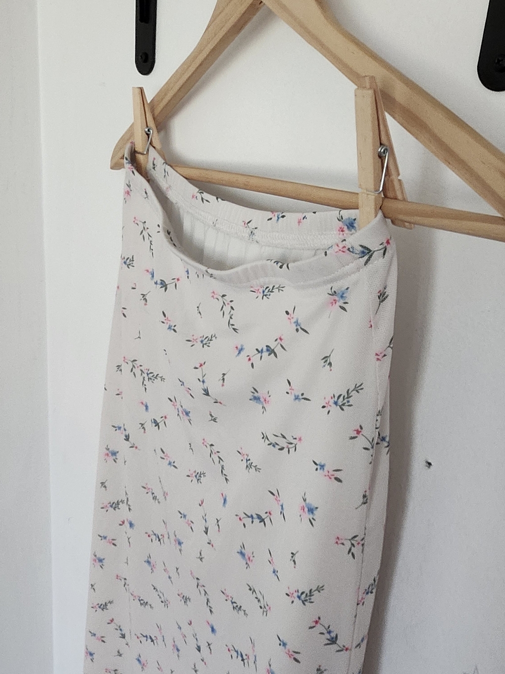 Floral Cream Pencil Skirt - Lightweight Women's Skirt